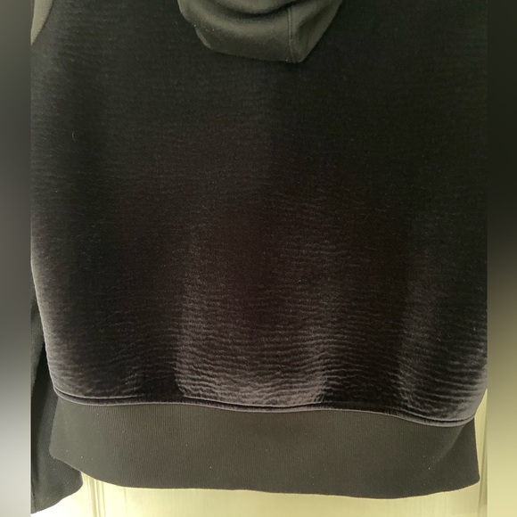 Alo Yoga Velour Pullover Hoodie - Picture 10 of 10